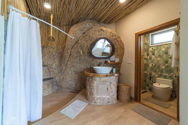 The Rock Samui Hostel image