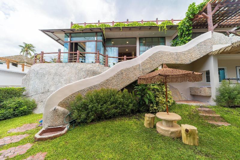 The Rock Samui Hostel image