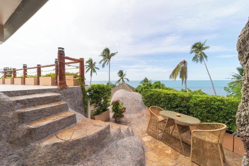 The Rock Samui Hostel image