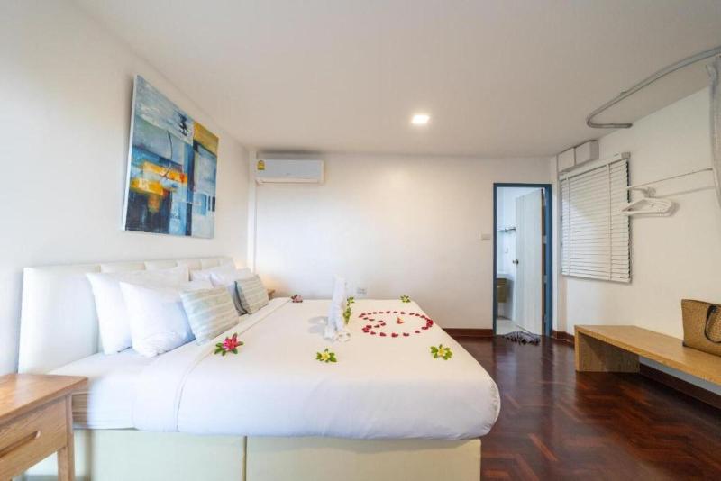 The Rock Samui Hostel image