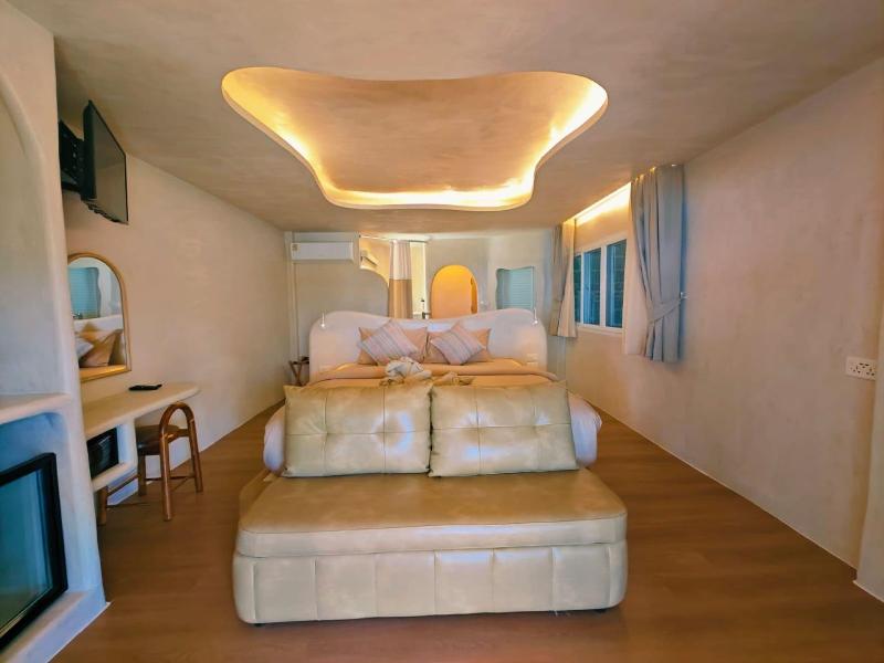 The Rock Samui Hostel image