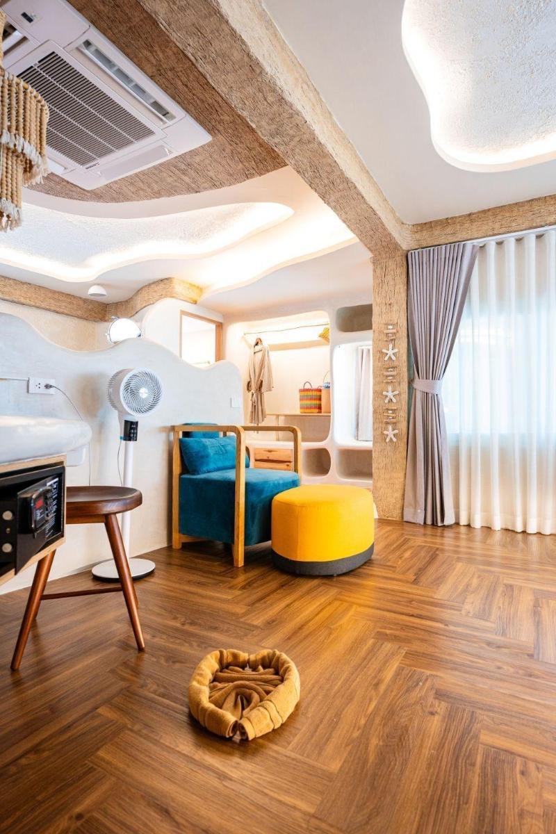 The Rock Samui Hostel image