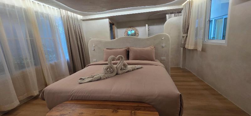 The Rock Samui Hostel image
