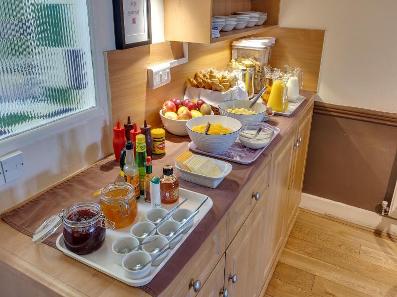 Sportsview Guest House image