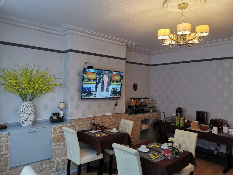 Adams Guest House image