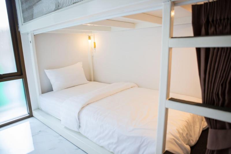 Rich8 Hostel image
