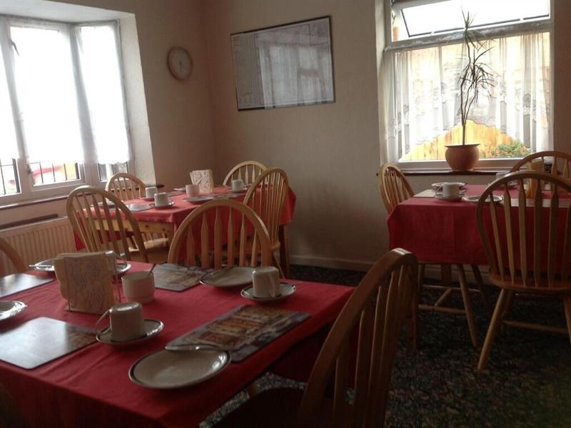 Carlton Lodge image