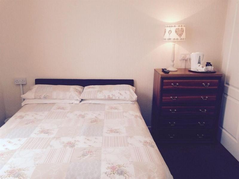 Hazelgrove Guest House image