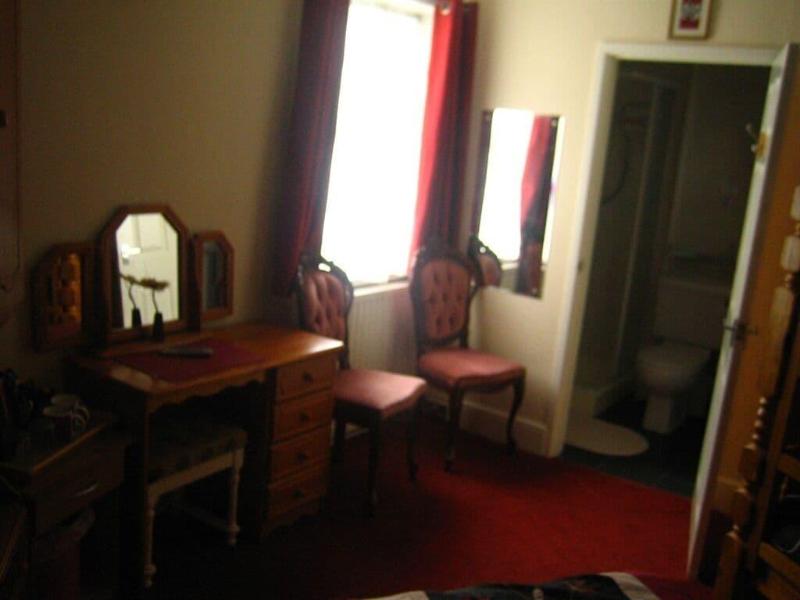 Gleneagles Guest House image