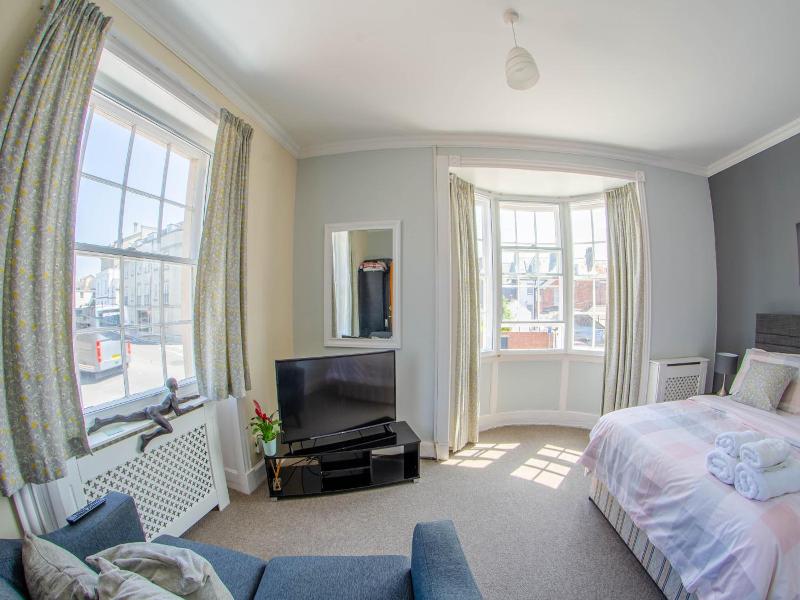 Olivers Guest House image