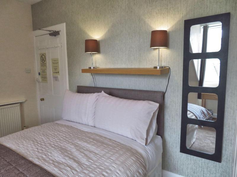 Park Hill Guest House image