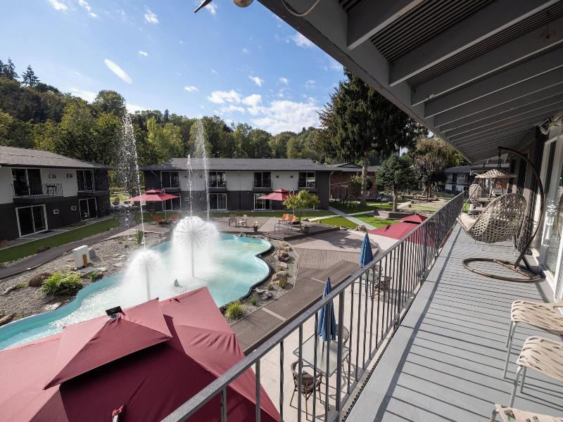 Sunrise Garden Suites