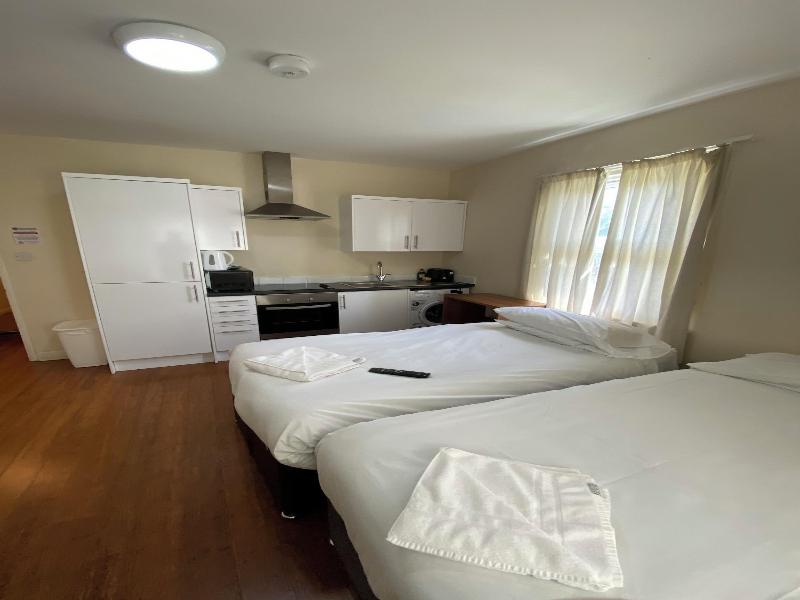 Buckingham Guest House For Contractors image