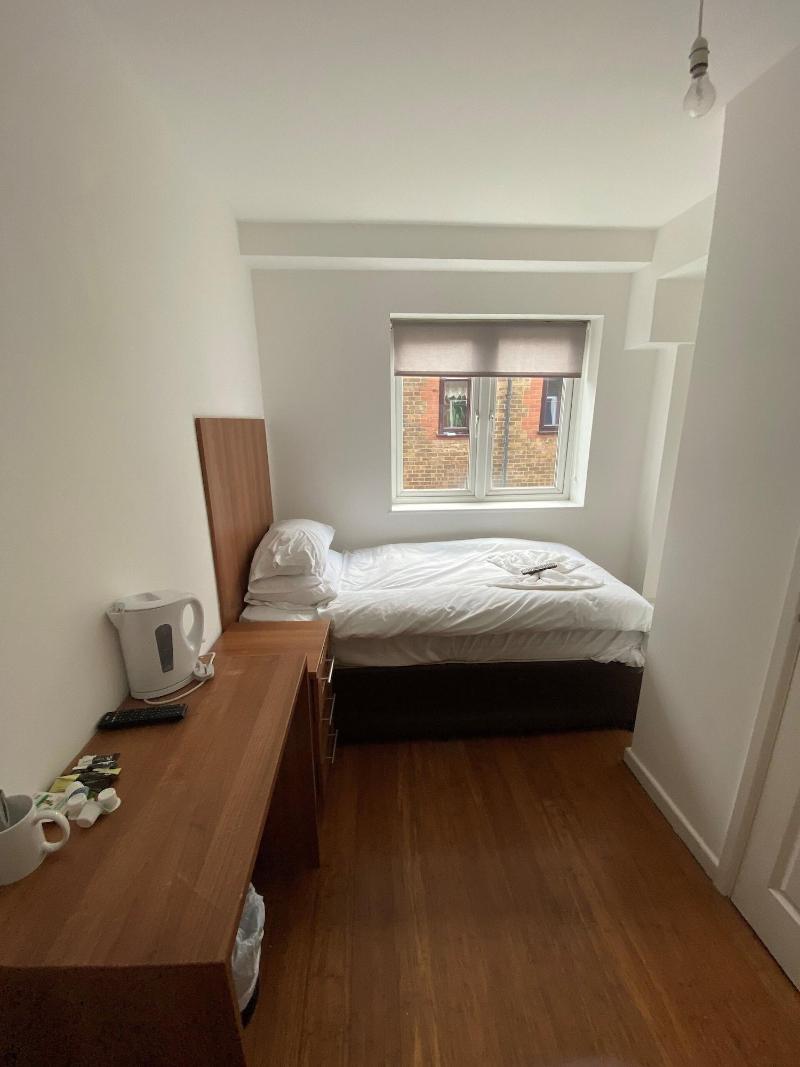 Buckingham Guest House For Contractors image