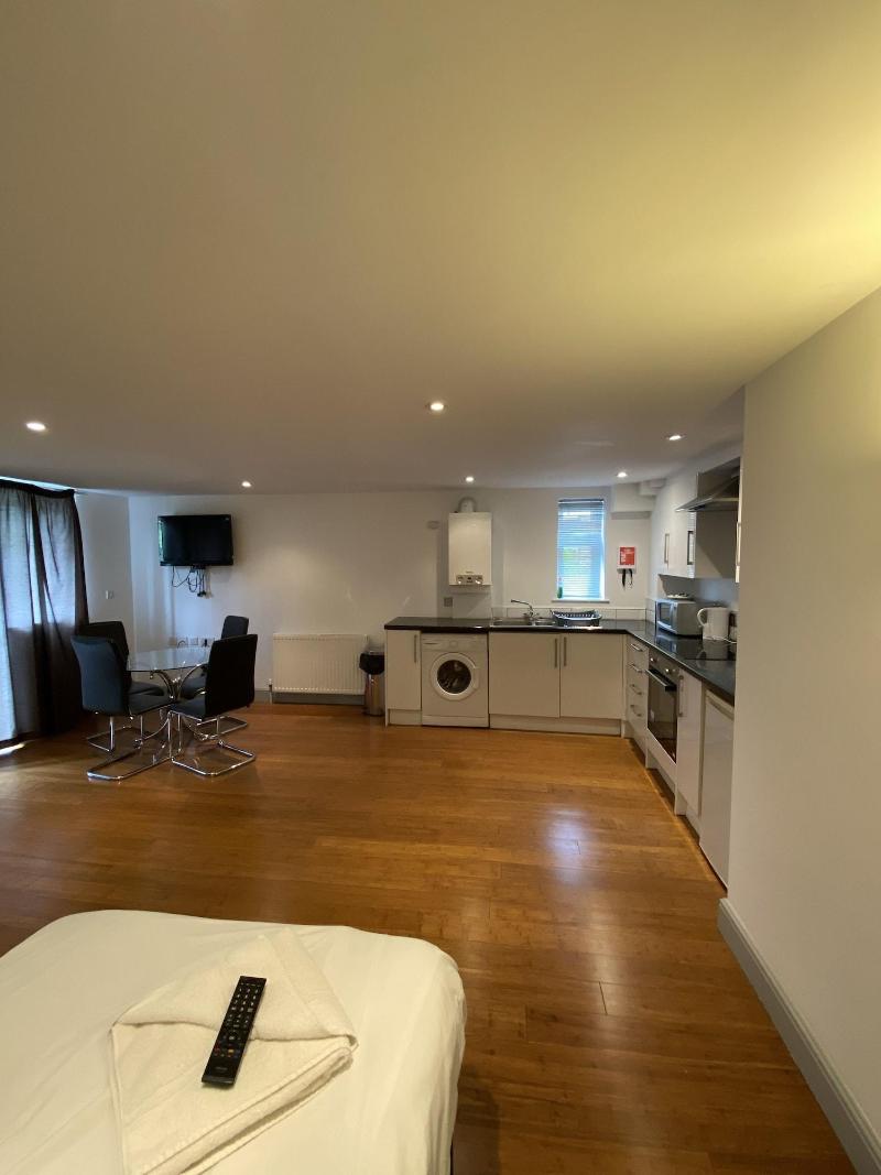 Buckingham Guest House For Contractors image