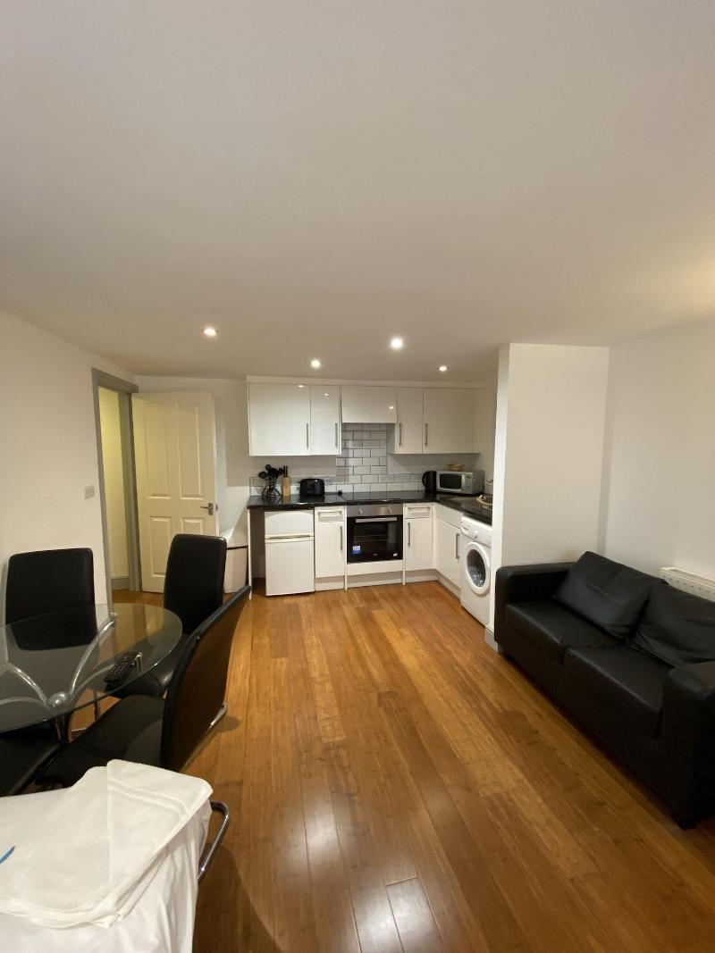 Buckingham Guest House For Contractors image