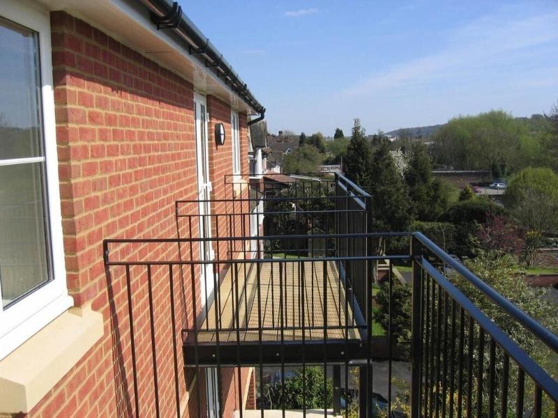Buckingham Guest House For Contractors image