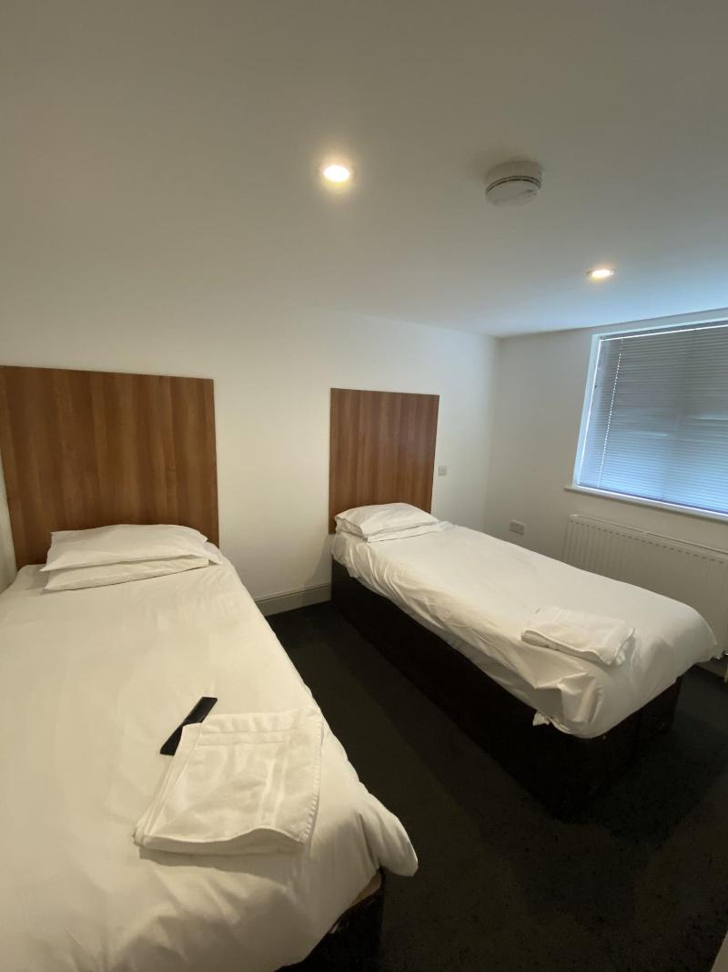 Buckingham Guest House For Contractors image