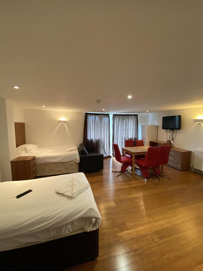 Buckingham Guest House For Contractors image