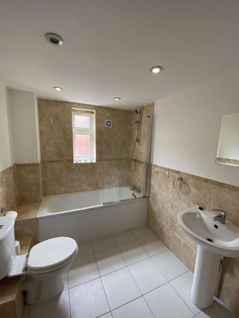 Buckingham Guest House For Contractors image