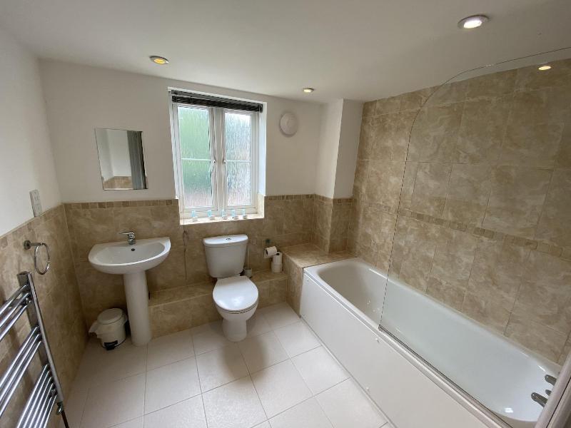 Buckingham Guest House For Contractors image