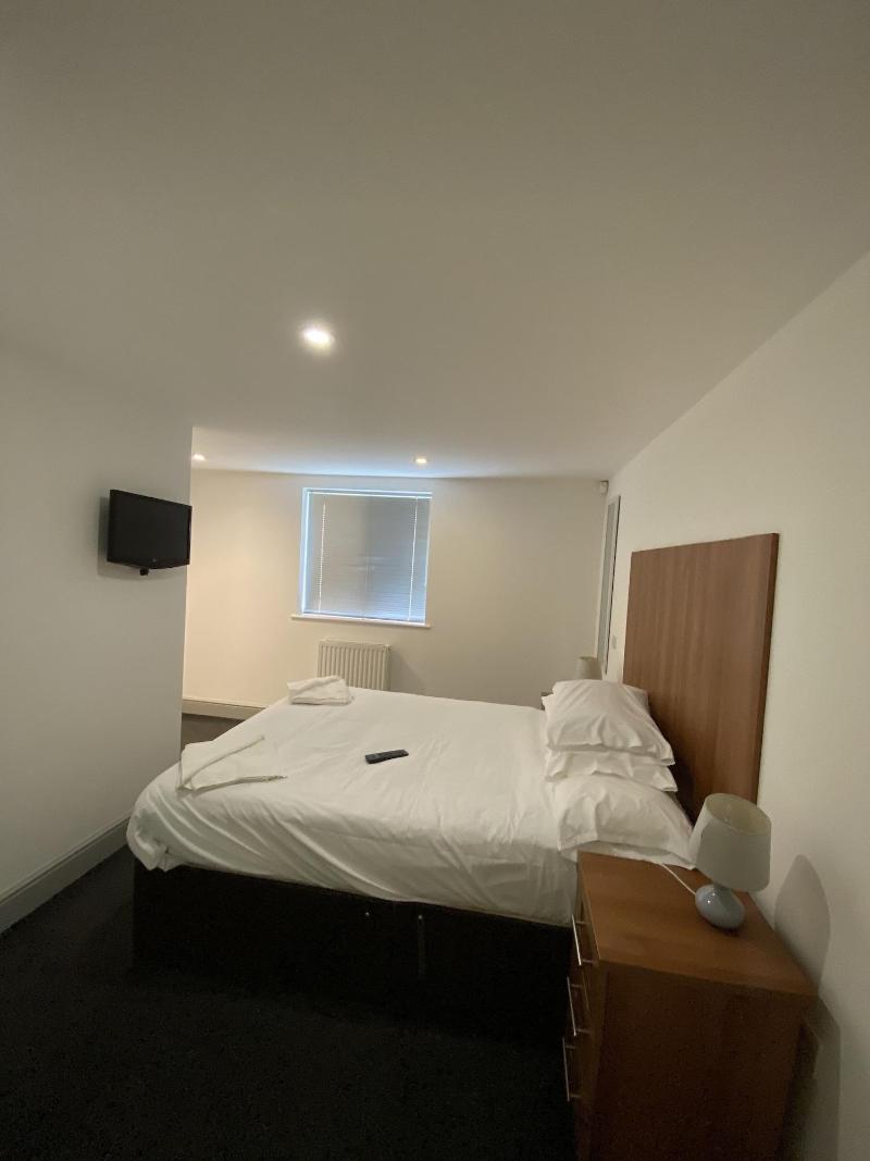 Buckingham Guest House For Contractors image