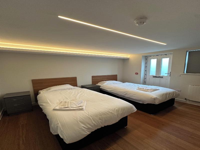Buckingham Guest House For Contractors image