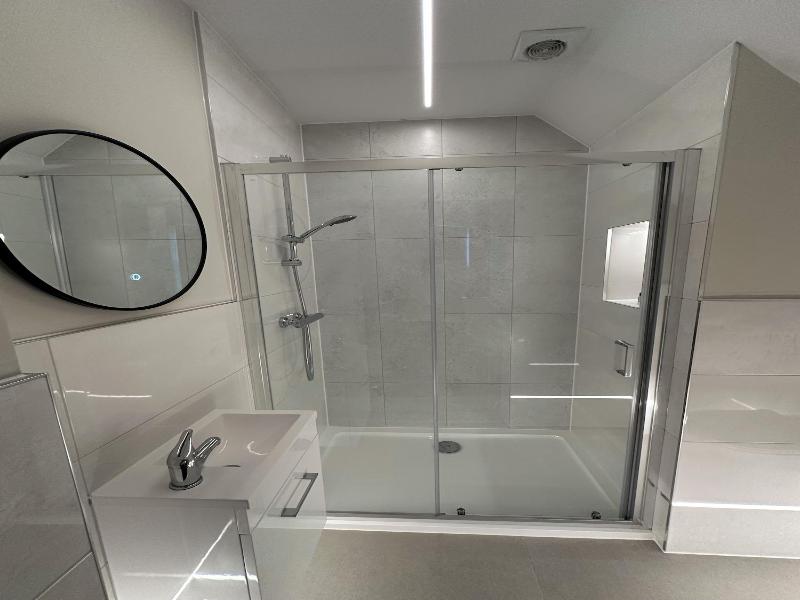 Buckingham Guest House For Contractors image