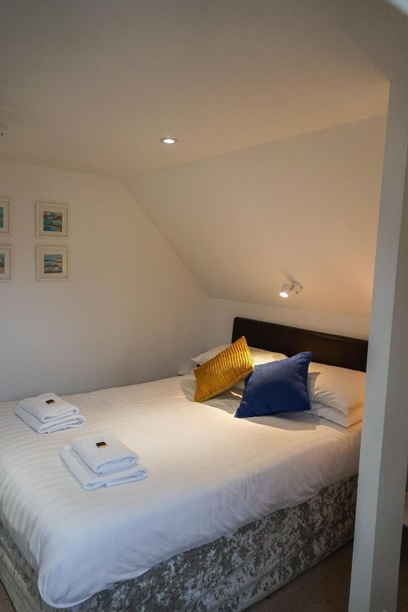 The Sandpiper Guest House image