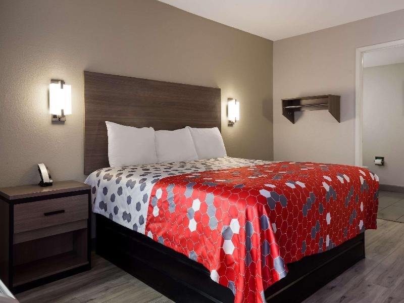 Americas Best Value Inn Suites Mobile image