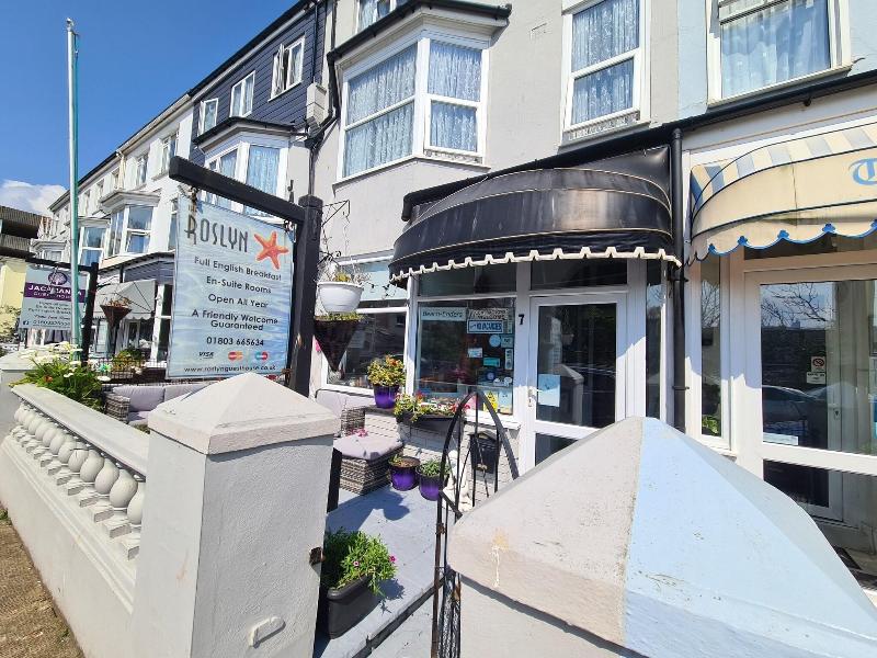 The Roslyn Hotel image