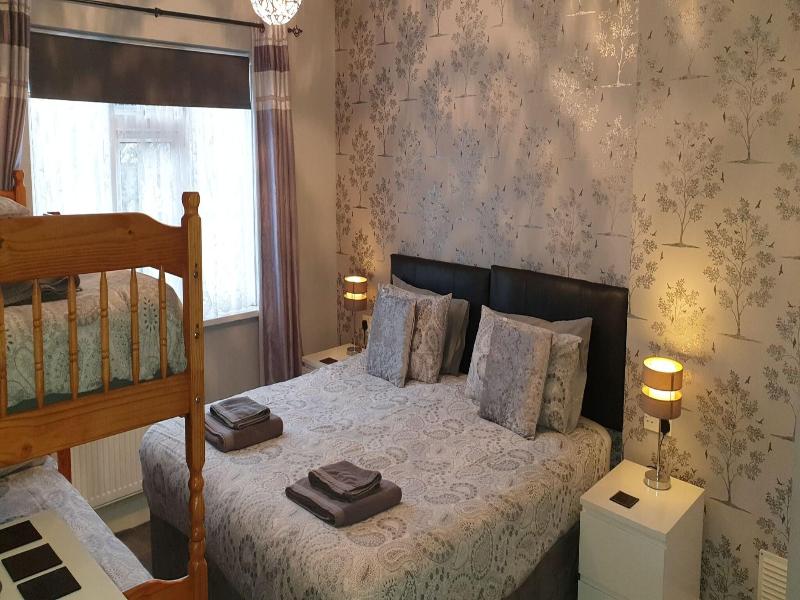 The Roslyn Hotel image