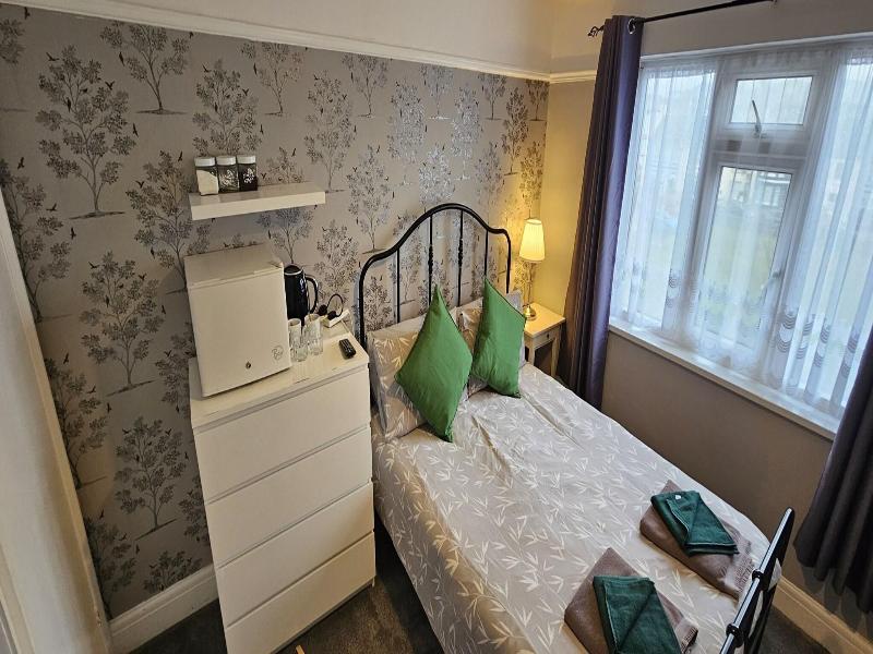 The Roslyn Hotel image