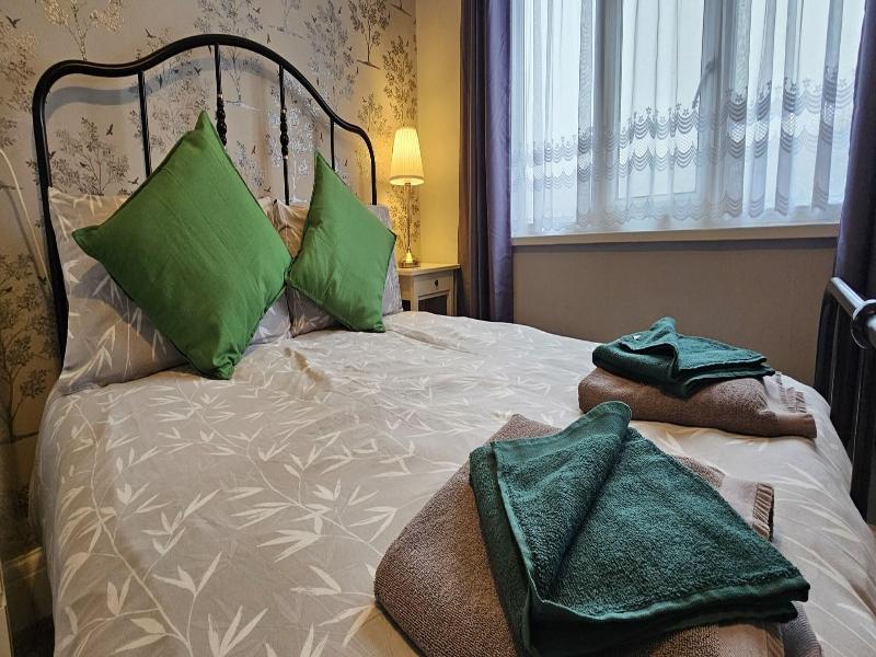 The Roslyn Hotel image