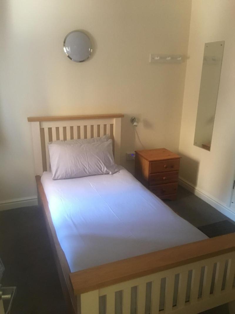 Bridge Farm Guesthouse image