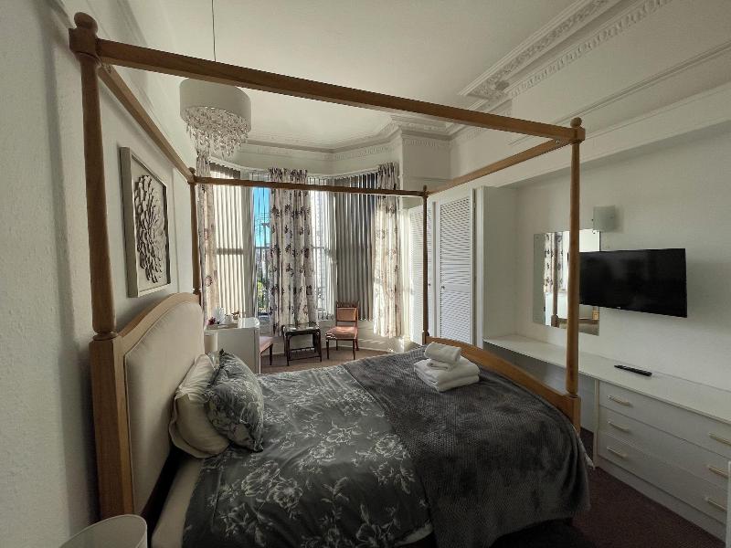 Carlton House image