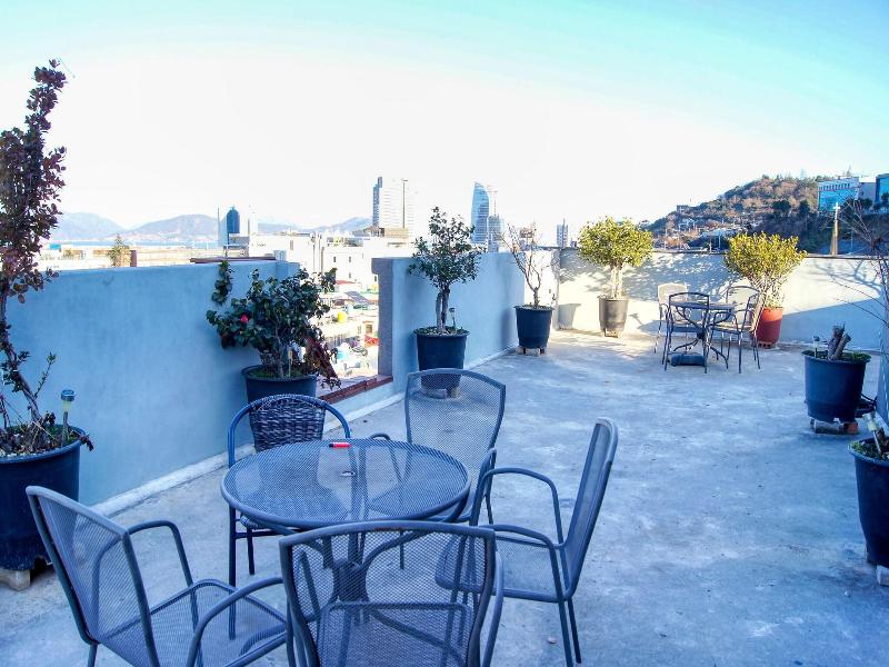 Backpackers In Yeosu Hostel image