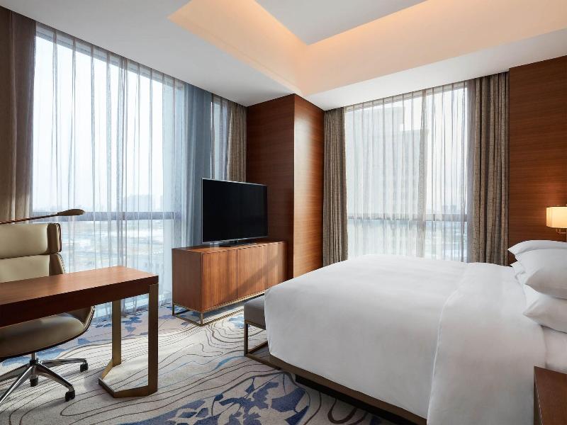 Sheraton Beijing Lize Hotel image