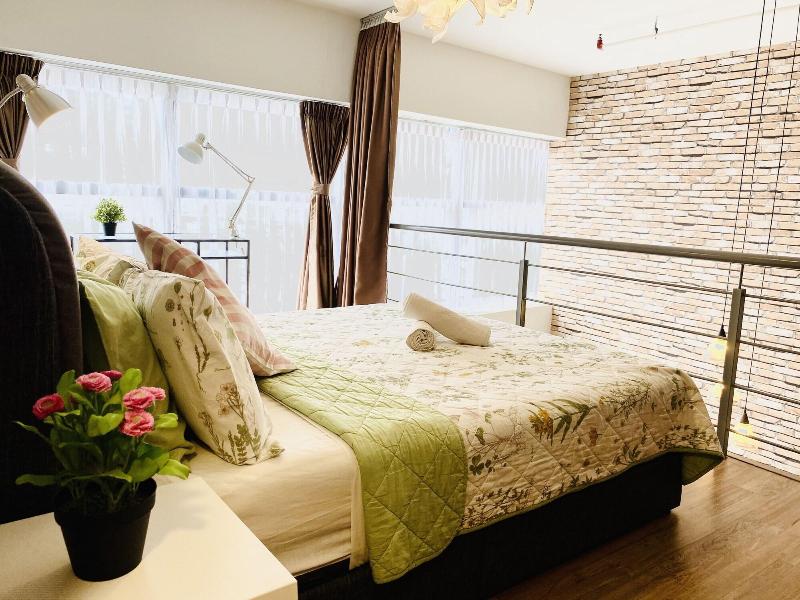 Chrisenbel Suites Pinnacle Pj image