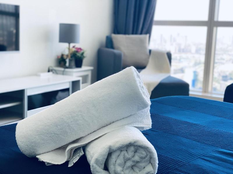 Chrisenbel Suites Pinnacle Pj image