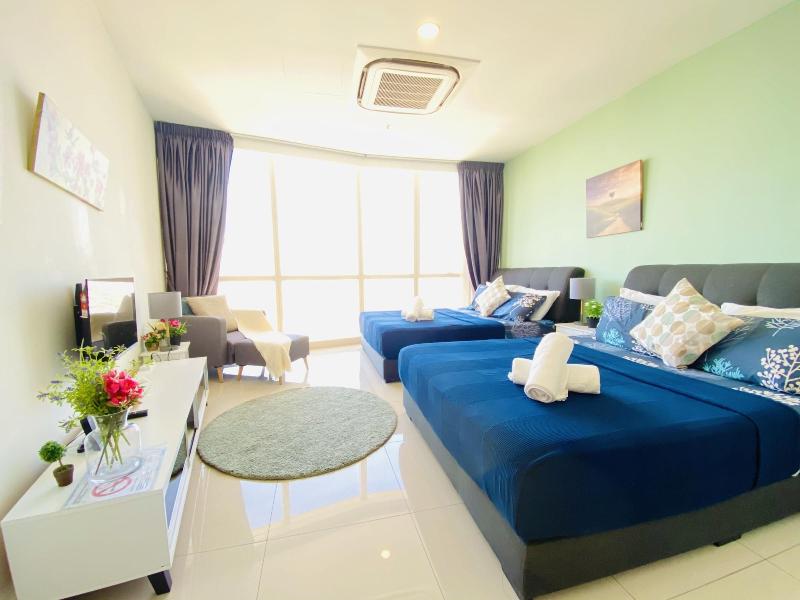 Chrisenbel Suites Pinnacle Pj image