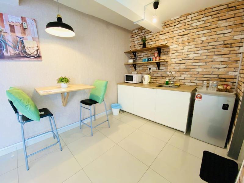 Chrisenbel Suites Pinnacle Pj image