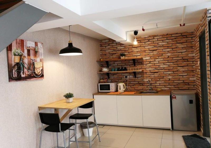 Chrisenbel Suites Pinnacle Pj image