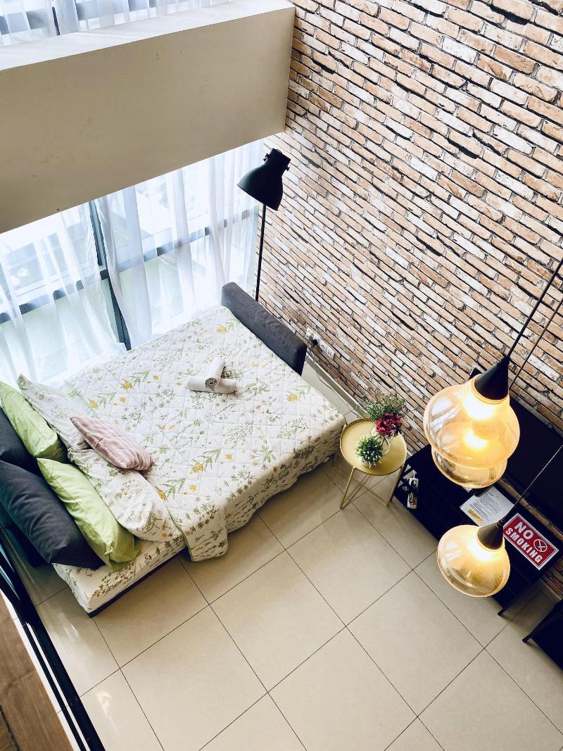 Chrisenbel Suites Pinnacle Pj image