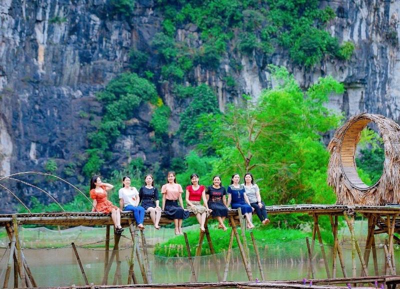 Quoc Khanh Bamboo Homestay image