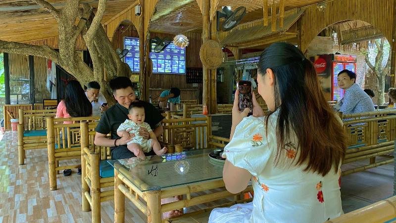 Quoc Khanh Bamboo Homestay image