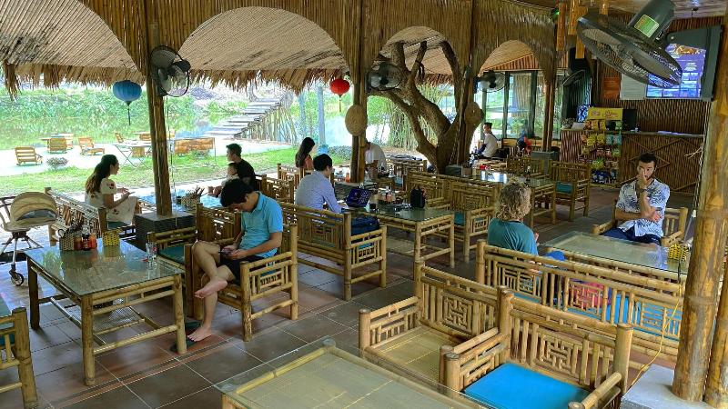 Quoc Khanh Bamboo Homestay image