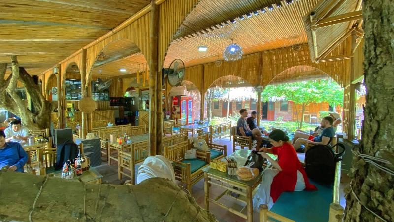 Quoc Khanh Bamboo Homestay image
