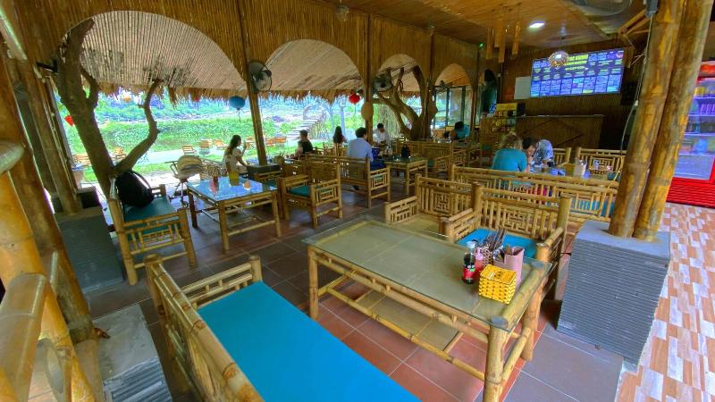 Quoc Khanh Bamboo Homestay image