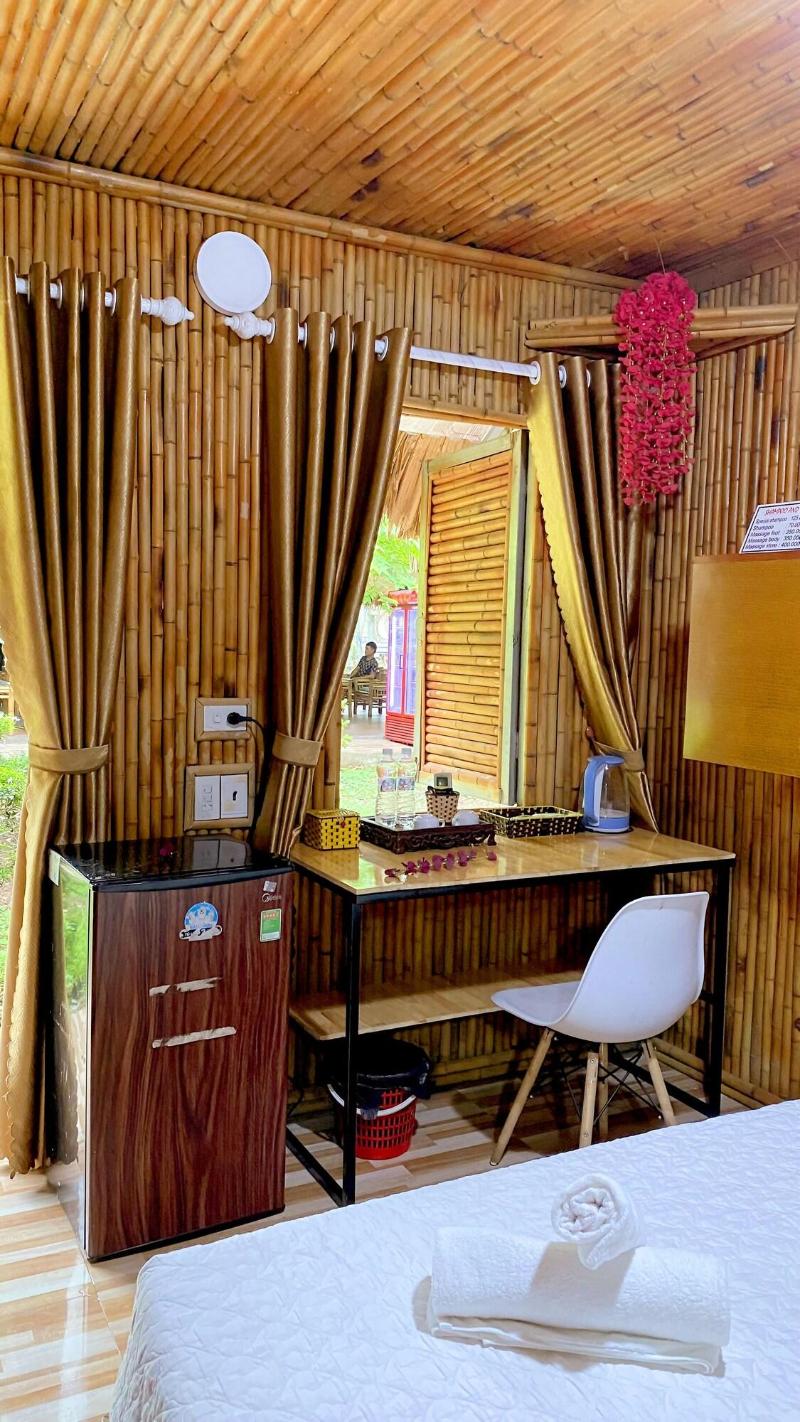 Quoc Khanh Bamboo Homestay image
